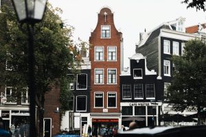 Window Shopping in the Digital Age