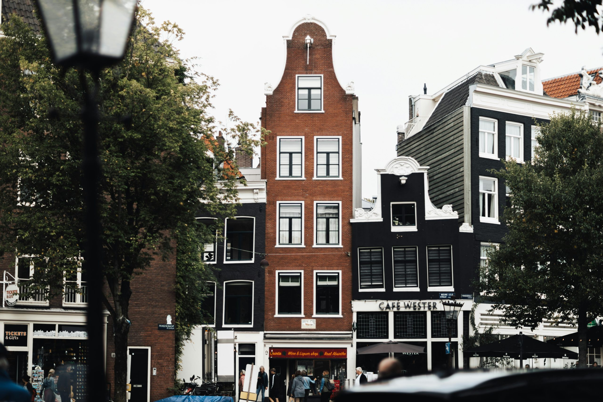 Window Shopping in the Digital Age